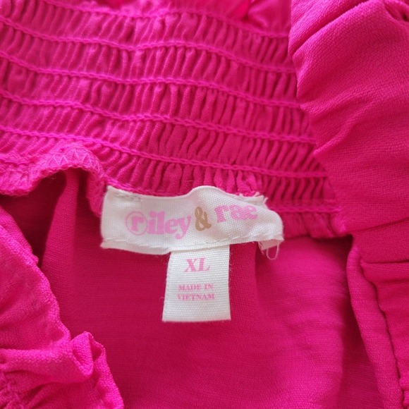 Riley & Rae Cropped Smocked Tank Top Bright Rose Pink Barbie Size XL - Picture 7 of 8